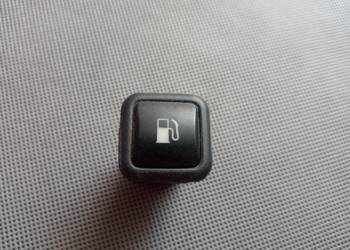 03000313 przycisk otwierania klapki paliwa golf 4 bora