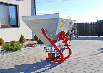 Rozsiewacz nawozu 500L METALOWY KOSZ Siewnik do nawozów SIEWKA plandeka