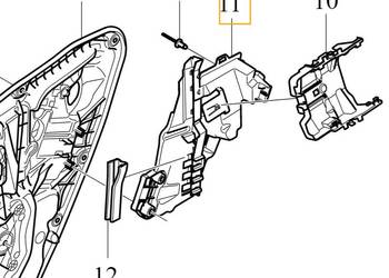 VOLVO XC60 II tylna lewa oslona zamka drzwi OE 32310900