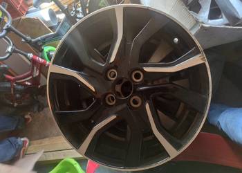 Sprzedam felgi toyota yaris