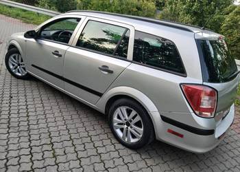 Opel astra combi 2009 1.4gaz klima dziala