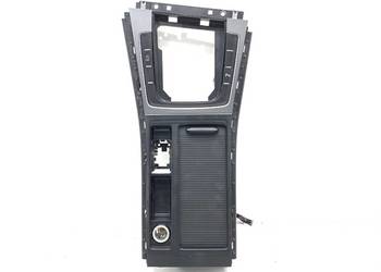 UCHWYT NA NAPOJE VW GOLF VII 5G0862531 Kombi KUBKI KUBKÓW, WNĘKA