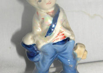 figurka vintage chłopiec z torba_BDvin