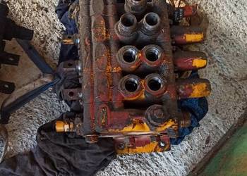 Rozdzielacz Hydrauliczny Ładowarka UN 053 UN 050 50 53 Hon