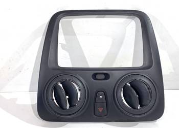 KRATKA NAWIEWU PRZÓD DACIA DOKKER 682606882R Minivan WENTYLACJI