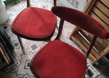 krzesła PRL szt.4