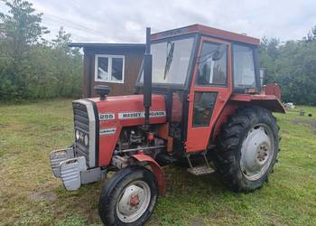 Massey Ferguson 255