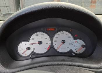 Peugeot 206 1.4 8V 75KM silnik kompletny kod KFW KFX
