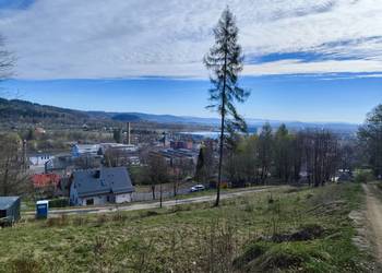 Działka budowlana przy lesie w górach - woda - kanalizacja - prąd