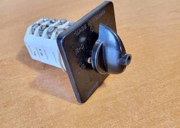 Wyłącznik, przełącznik tablicowy ŁK-15/PM8