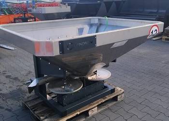 Rozsiewacz nawozów LANGREN RS-600, poj. 600l, 2-tarczowy,