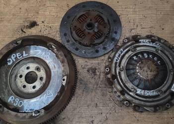 OPEL MERIVA ASTRA VECTRA ZAFIRA 1,8 16V Z18XEL sprzęgło koło zamachowe