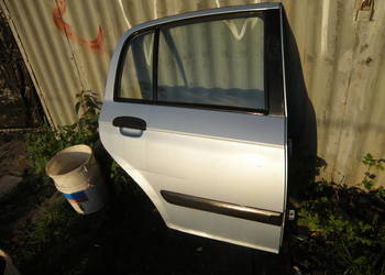 Drzwi prawe tylne prawy tył Hyundai Getz błękitne 2B