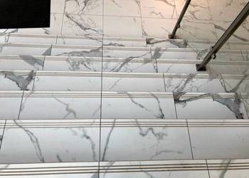 Płytki na schody BIAŁY MARMUR 100x30 CARRARA satyna