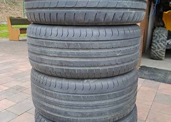 Sprzedam opony sava 235/45R17