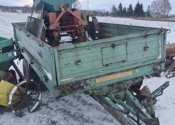 Rozrzutnik obornika 1 osiowy czarna białostocka stan bardzo dobry.