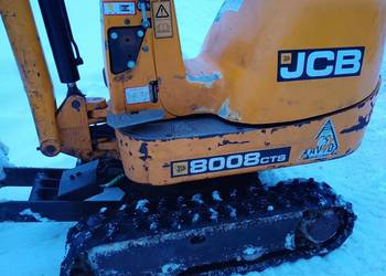 Minikoparka JCB 8008
