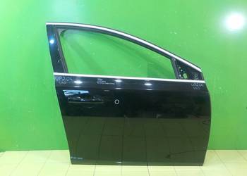 VOLVO V40 II LIFT R-DESIGN 2.0 T2 18r HB 5D drzwi prawe przod