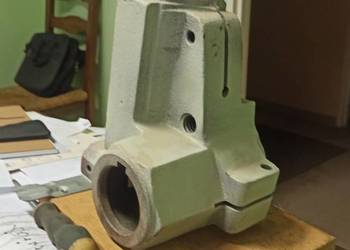 jarzmo do mechanizmu posuwu żeliwo