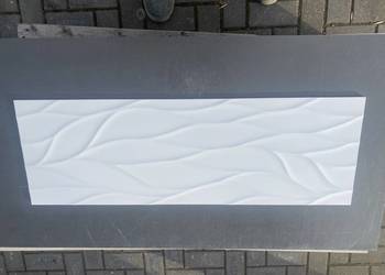 Glazura / płytka ścienna fluctus blanco str 29,8x89,8 SALONI