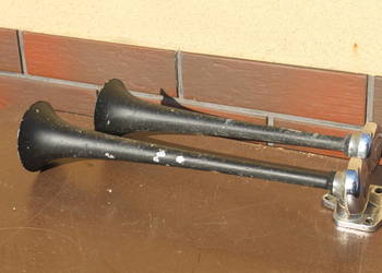 klakson podwójny,metalowy