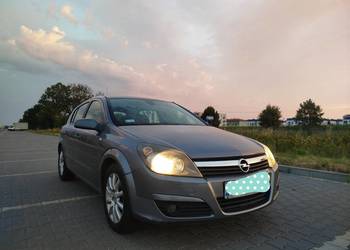 Opel Astra h 1,7 CDTI 2004 Rok pół skóry alufelgi ładna