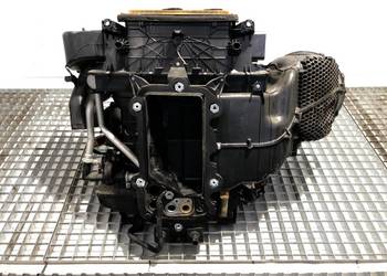 NAGRZEWNICA KOMBAJN VOLVO FH II 84164535 Hatchback KOMBAJN