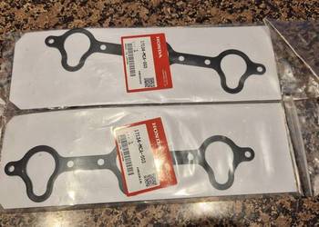 Honda GL1800 Uszczelki kolektorów dolotowych 17134-MCA-003 2szt Goldwing