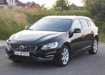 Volvo V60 lift 2016 2.0 turbo benzyna 245 KM automat