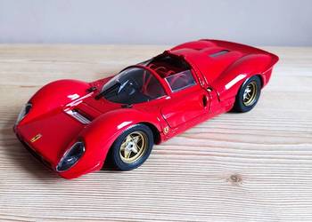 Model samochodu 1:18 Ferrari 330 P4 (1967) Jouef Evolution