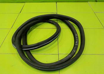BMW X5 E53 LIFT 04r uszczelka drzwi lewa tyl