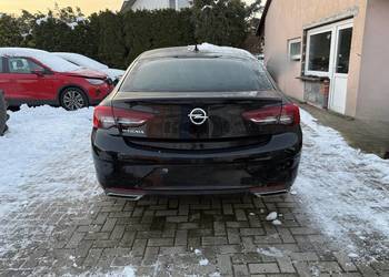 Opel Insignia hatchback 2021 2.0 diesel 175 KM