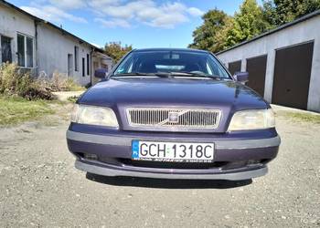 Sprzedam Volvo V40 zarejestrowany ubezpieczony z Niemiec