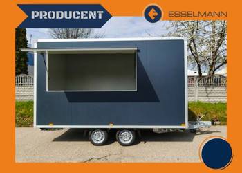 przyczepa handlowa z wyposażeniem