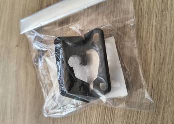 Mocowanie rolety bagażnika Mazda CX3 BBN9-68-321B Nowe OE