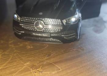 Merceedes beez