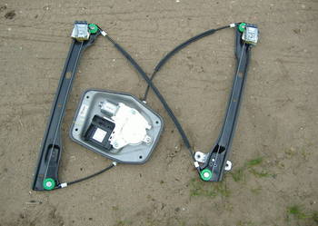VW GOLF V PODNOSNIK LEWY PRZEDNI 1K3837461B