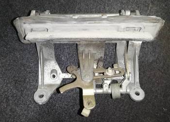 Klamka klapy bagażnika Audi a6 c4 80 b4 Avant kombi 4a9/8a9 827 565
