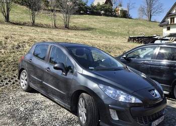 Sprzedam samochód osobowy peugeot 308