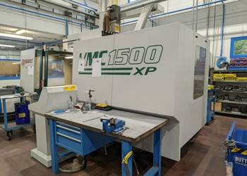 Pionowe centrum obróbcze BRIDGEPORT VMC 1500