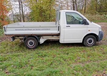 VW T5 skrzyniowy