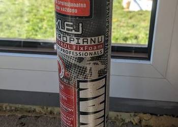 Klej/pianka do styropianu BOSSMAN 750ml