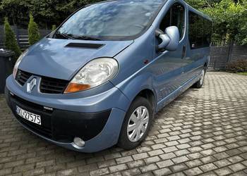 Renault trafic 9 os , 2xklima , long