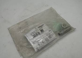 Omron E2E-X3D1-M1G Czujnik indukyjny