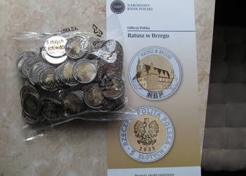 5zł okolicznościowe Ratusz w Brzegu - zestaw 50szt + folery