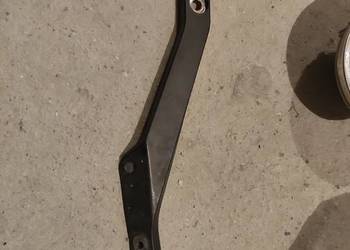 Yamaha Raider mocowanie wydechu uchwyt