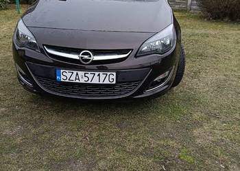 Opel Astra J benzyna