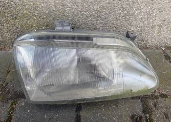 Lampa przód prawa Renault Megane I