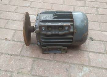 Silnik elektryczny ; 0,8 kw / 960 obr,