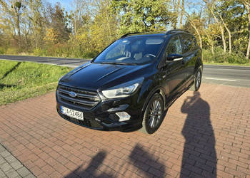 Ford Kuga Ford Kuga Mk2 Lift 2,0 tdci 4x4 ST-Line z niskim przebiegiem 46t… Ford Kuga Ford Kuga Mk2 Lift 2,0 tdci 4x4 ST-Line z niskim przebiegiem 46t…